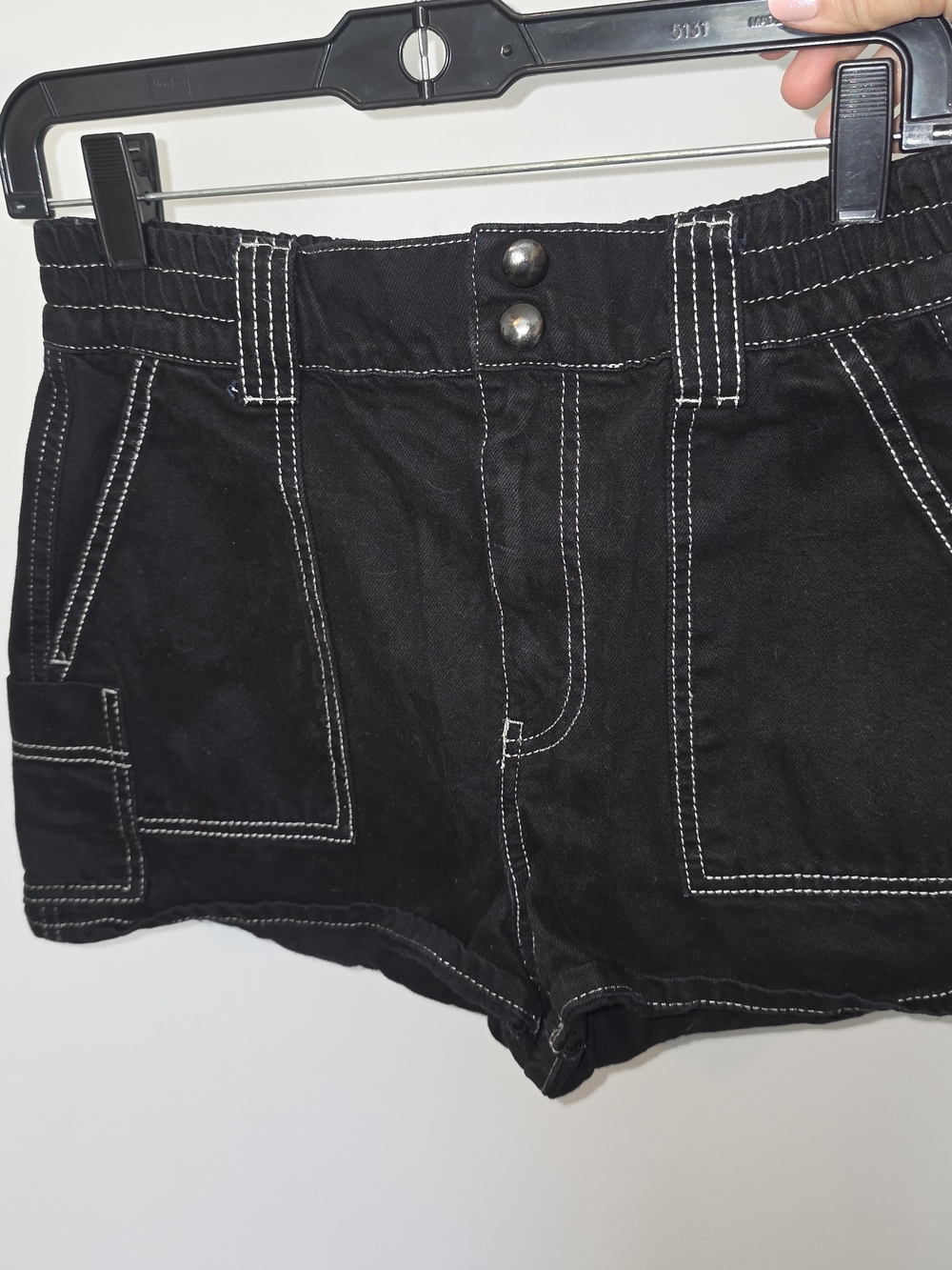 BDG black denim shorts with white stitching, size M #bdg #denim